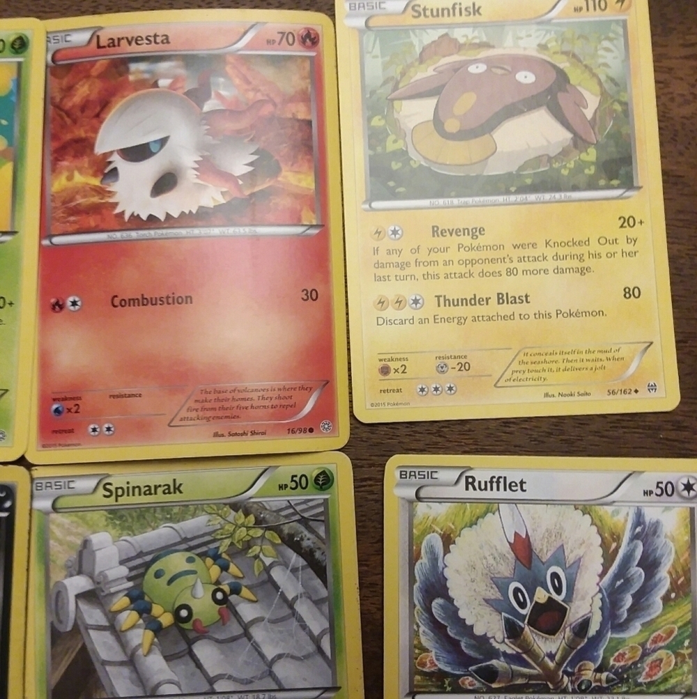 Pokemon Basic Bundle, 8 cards - Picture 3 of 15